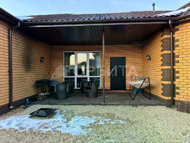 Продается дом, 257 м²