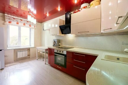 Продается 4-комн. квартира, 94 м²
