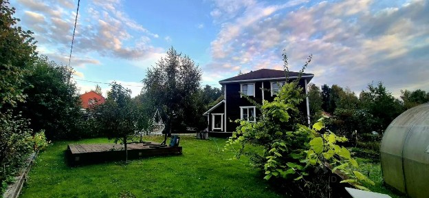 Продается 2-этажный дом, 170 м²