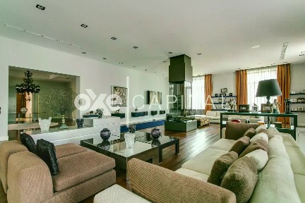 Продается 4-этажный дом, 1 530 м²