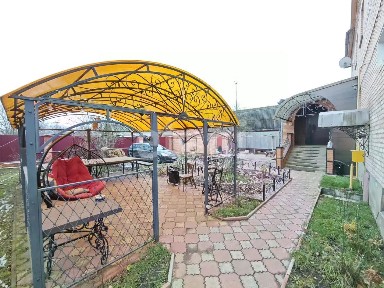 Продается 2-этажный дом, 438 м²