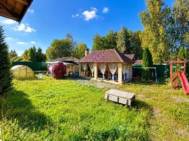 Продается 2-этажный дом, 197 м²