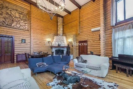 Продается 2-этажный дом, 600 м²