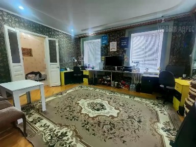 Продается 1-этажный дом, 180 м²