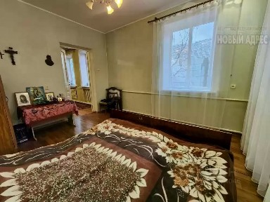 Продается 1-этажный дом, 180 м²