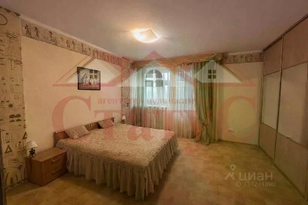 Продается 4-комн. квартира, 104 м²