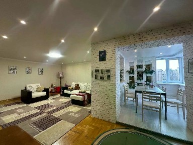 Продается 3-комн. квартира, 108,5 м²