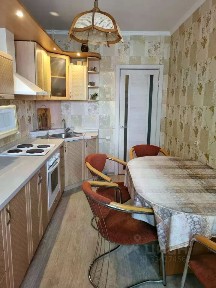 Продается 4-комн. квартира, 95 м²