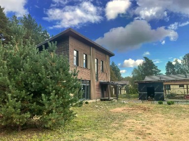 Продается 3-этажный коттедж, 271,4 м²
