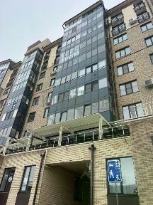 Продается 3-комн. квартира, 106 м²
