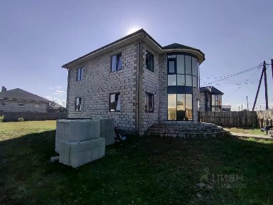 Продается 2-этажный коттедж, 193,8 м²