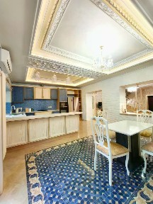 Сдается 3-этажный таунхаус, 232 м²