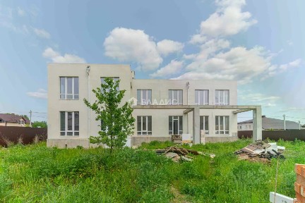 Продается 3-этажный дом, 356,4 м²