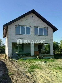 Продается 2-этажный дом, 181 м²