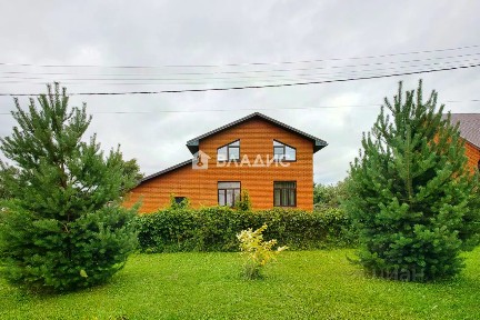 Продается 2-этажный дом, 170 м²