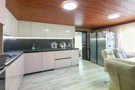 Продается 2-этажный дом, 150 м²