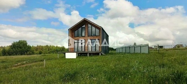 Продается 2-этажный дом, 130 м²