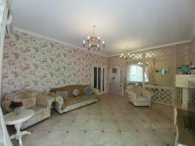 Продается 3-этажный дом, 311 м²