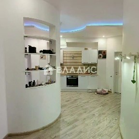 Продается 2-комн. квартира, 99 м²