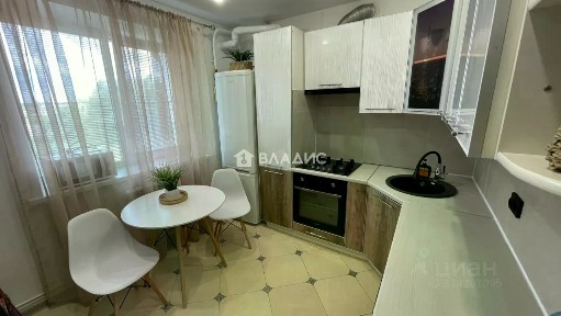 Продается 1-комн. квартира, 42 м²