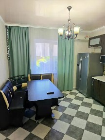 Сдается 2-этажный коттедж, 230 м²