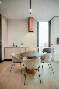 Продаются 2-комн. апартаменты, 86 м²