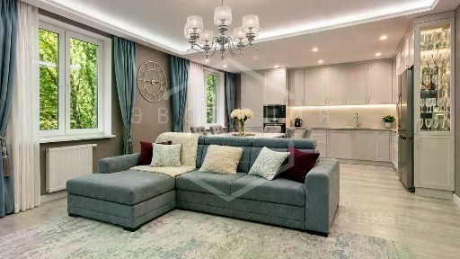 Продается 2-комн. квартира, 102,2 м²