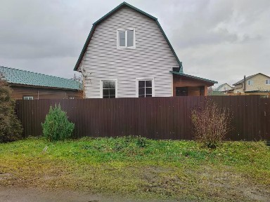 Сдается 2-этажный дом, 60 м²