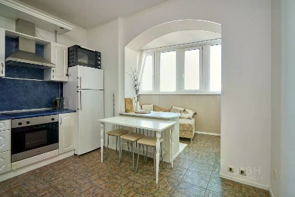 Продается 1-комн. квартира, 53,4 м²