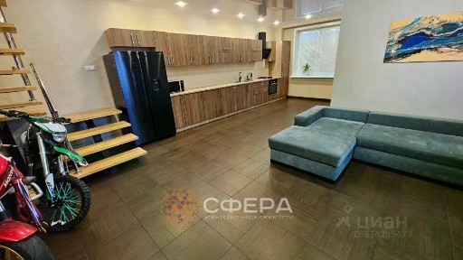 Продается 3-этажный таунхаус, 143,7 м²