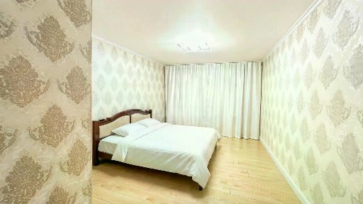 Продается 2-комн. квартира, 72 м²