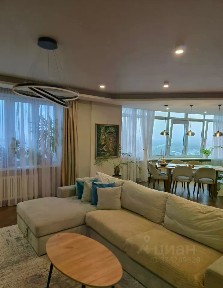 Продается 3-комн. квартира, 155 м²