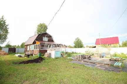 Продается 2-этажный дом, 100 м²