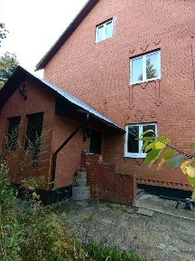 Продается 3-этажный дом, 250 м²