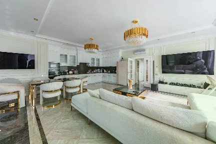 Продается 2-этажный дом, 260 м²