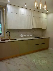Продается 2-этажный дом, 220 м²