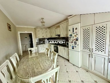 Продается 2-комн. квартира, 74,9 м²
