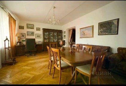 Продается 4-комн. квартира, 112 м²