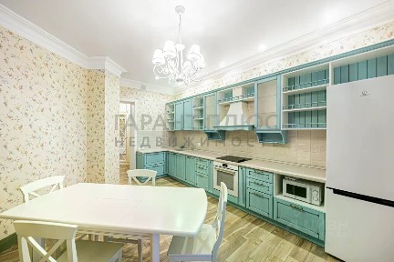 Сдается 3-комн. квартира, 100 м²