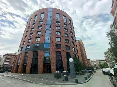 Продается квартира свободной планировки, 230 м²