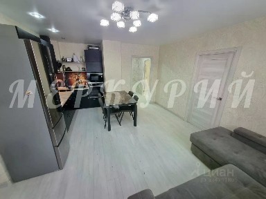 Продается 3-комн. квартира, 70 м²