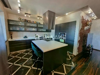 Продается 3-комн. квартира, 94,8 м²