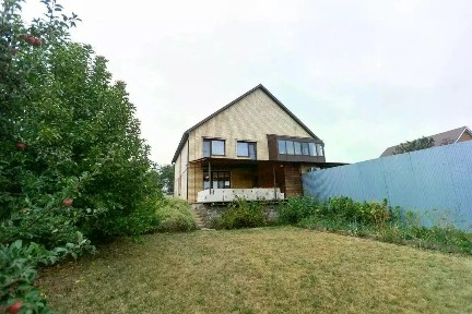 Продается 2-этажный таунхаус, 150 м²