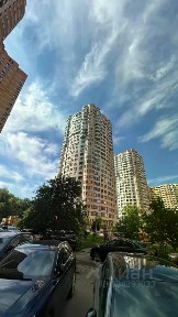Продается 2-комн. квартира, 70 м²