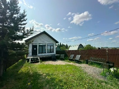 Сдается 2-этажный дом, 100 м²