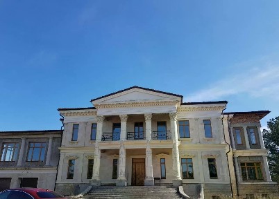 Продается 2-этажный дом, 1 050 м²