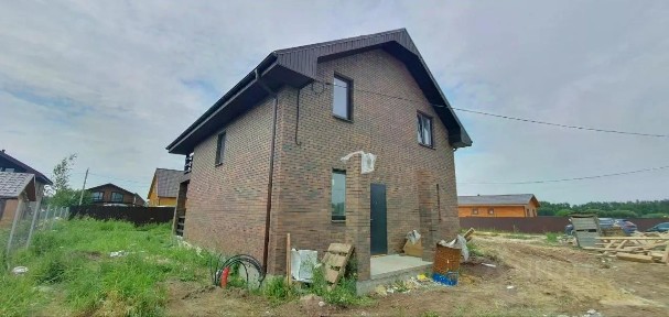 Продается 2-этажный дом, 150 м²
