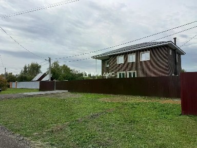 Продается 2-этажный дом, 170 м²
