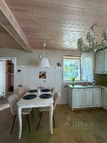 Сдается 2-этажный дом, 130 м²