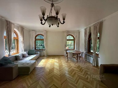 Сдается 3-этажный коттедж, 400 м²